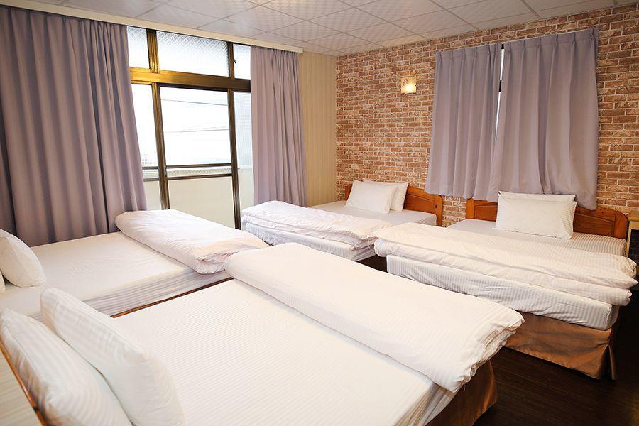 Zhongshan Hostel Fenchihu Exterior photo